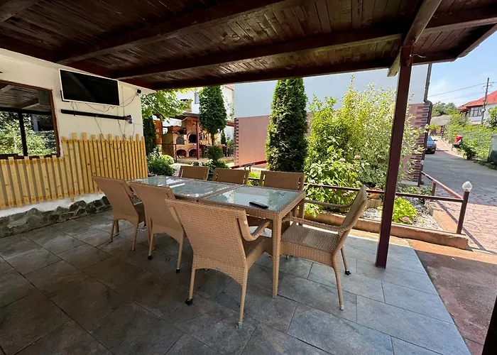 Pensiunea Casa Rica Călimăneşti